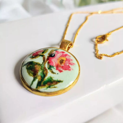Peony biss, fine art necklace