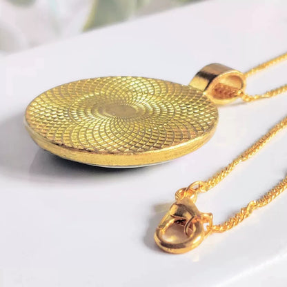 Peony biss, fine art necklace