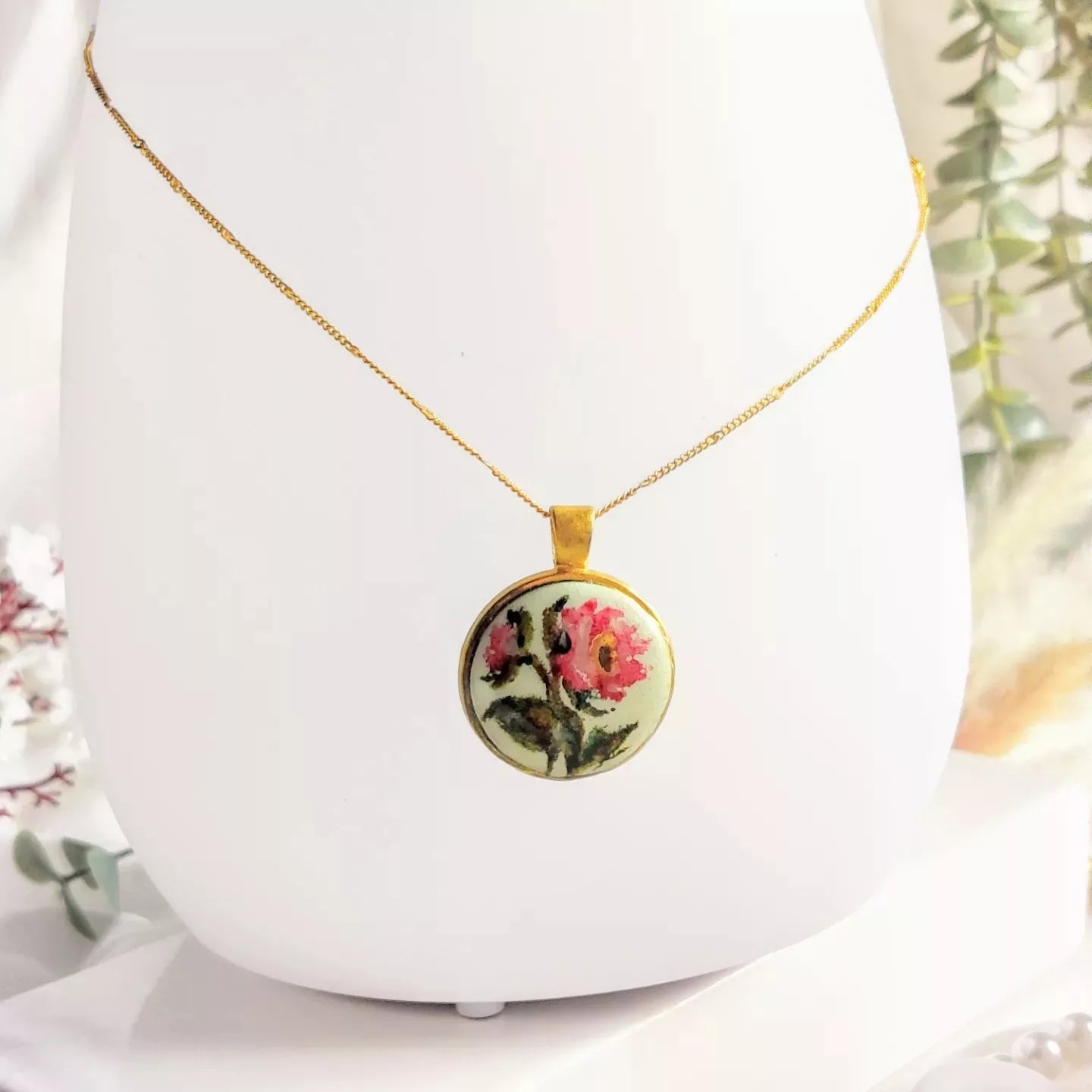 Peony biss, fine art necklace