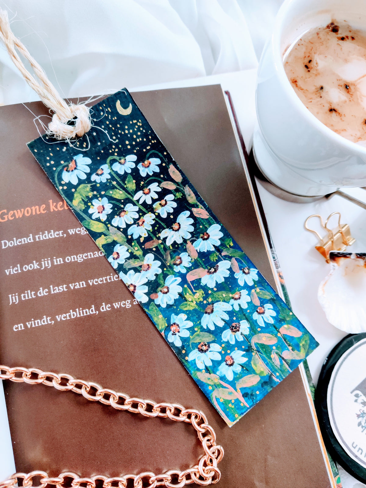 Bookmark Painting : Daisy Field