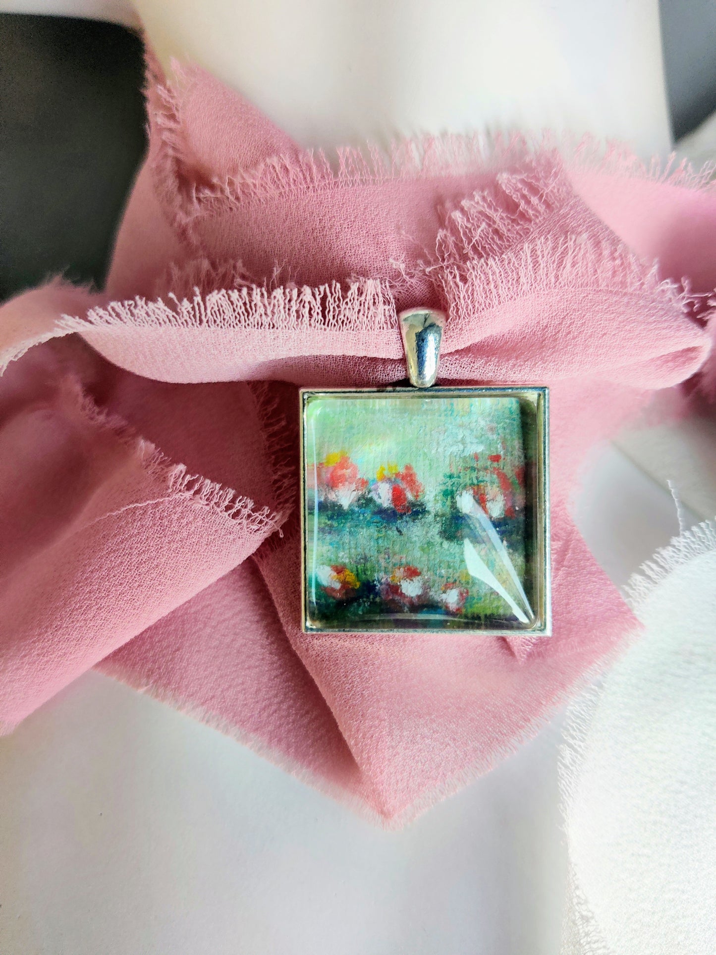 "Water Lily pond" fine art necklace in sterling silver 925