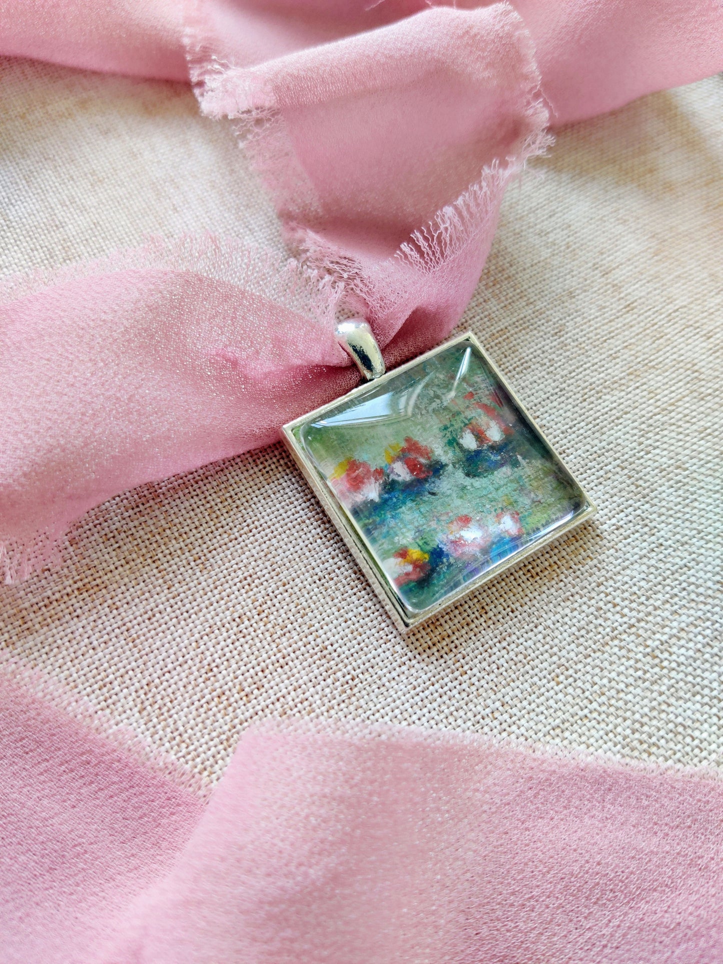 "Water Lily pond" fine art necklace in sterling silver 925
